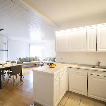 Chasa Serras Abderhalden Apartamento *
