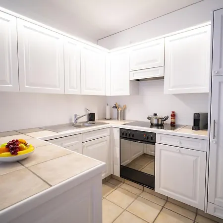 Chasa Serras Abderhalden סקואול